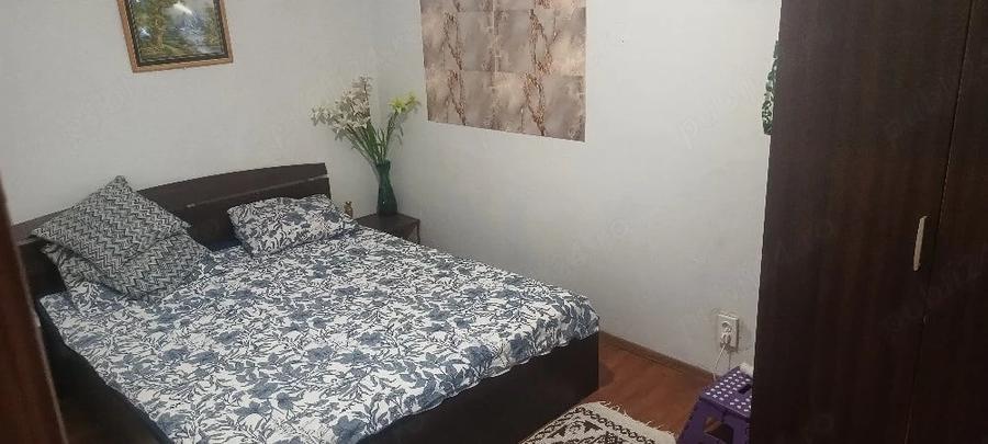Apartament cu 4 camere semidecomandat în Central