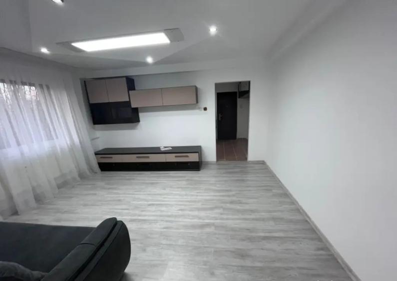 Apartament 3 camere, 63.80 mp utili, zona Centrala - 2