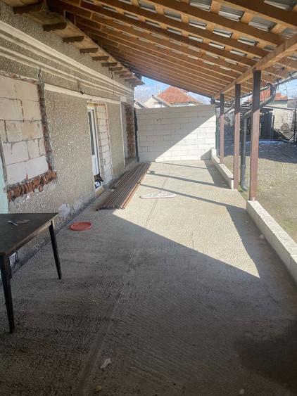 De vanzare o casa la tara - 5