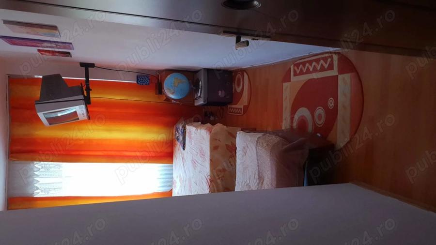 Vand apartament 2 camere decomandat - 4