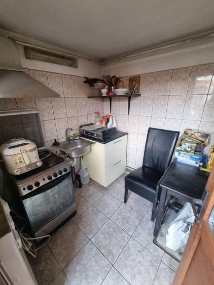 Bratianu  -casa cu deschidere pe colt - 21