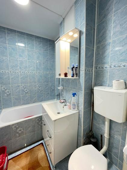Apartament cu 2 camere decomandat, mobilat în Podu Roș