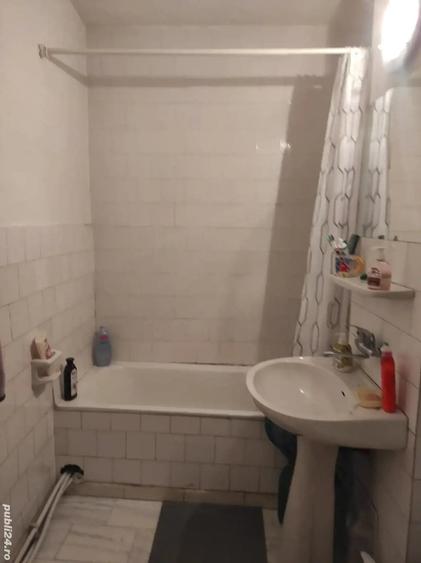 Garsonieră decomandată în 22 Decembrie