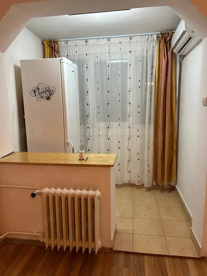 Garsonieră decomandată în Titulescu