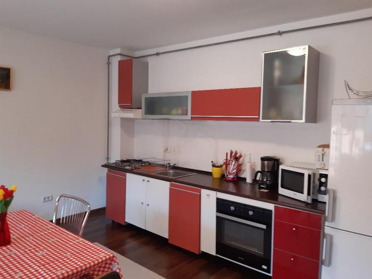 Apartament cu 2 camere decomandat în Sud