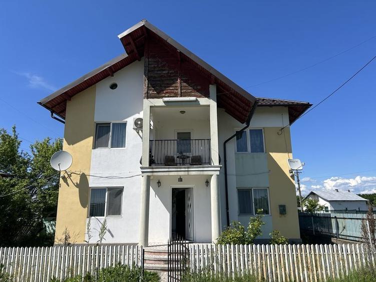 Casă cu 3 camere în Slătioarele