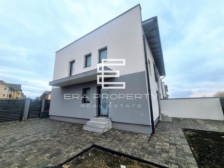 Duplex cu 4 camere cu Canalizare în Șelimbăr