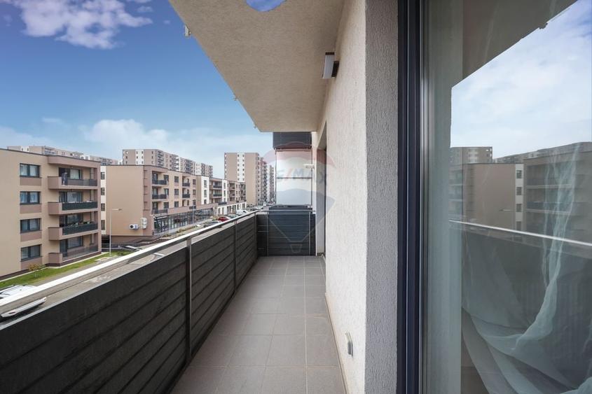 Apartament cu 2 camere decomandat, mobilat în Tractorul