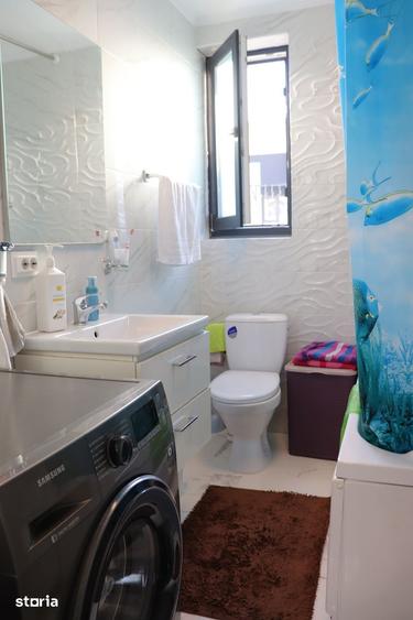 Casă cu 3 camere cu Teren 400 Mp în Bârnova