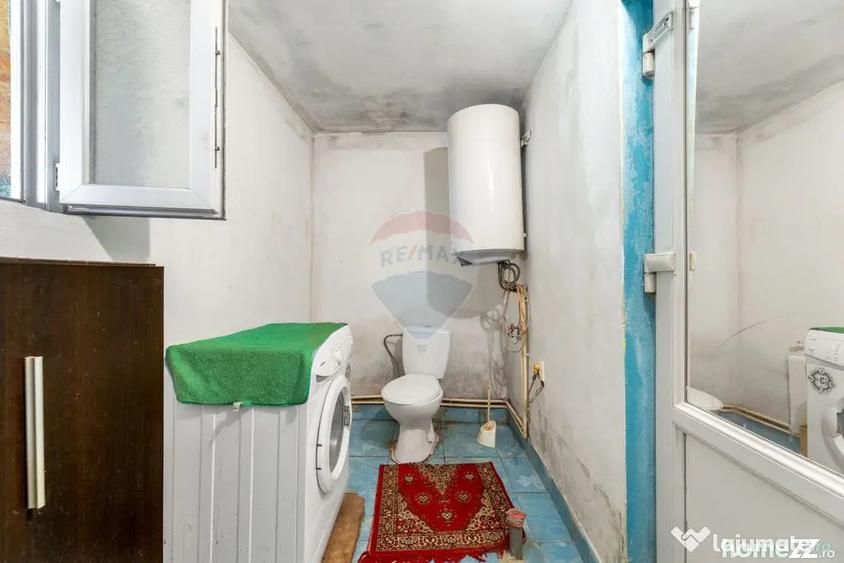 Casă cu 4 camere cu Teren 2422 Mp în Șiria