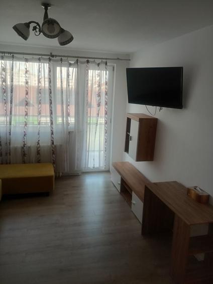 Inchiriez apartament 2 camere - 2