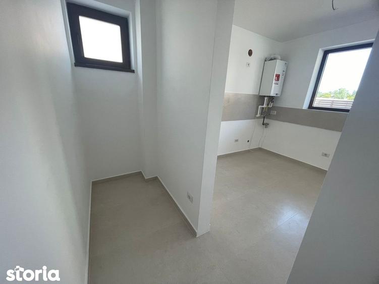 Casă cu 4 camere cu Teren 250 Mp în Ghencea