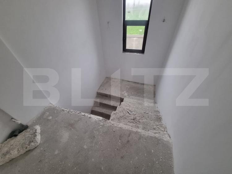 Casă individuală cu 5 camere decomandat cu Teren 500 Mp în Exterior Nord