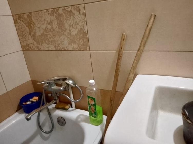 Casă cu 4 camere în Bordei