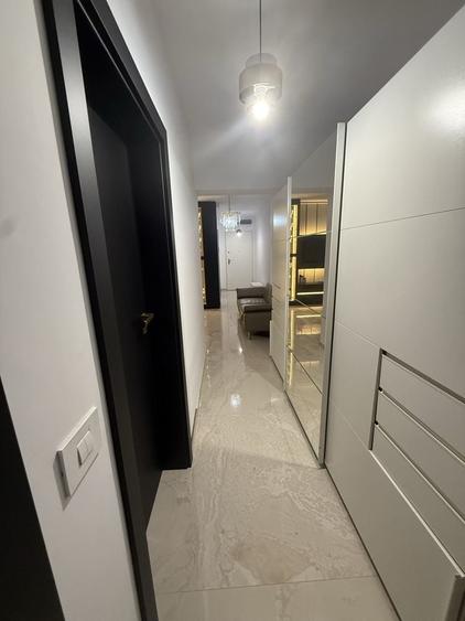 Apartament cu 3 camere decomandat în Floreasca