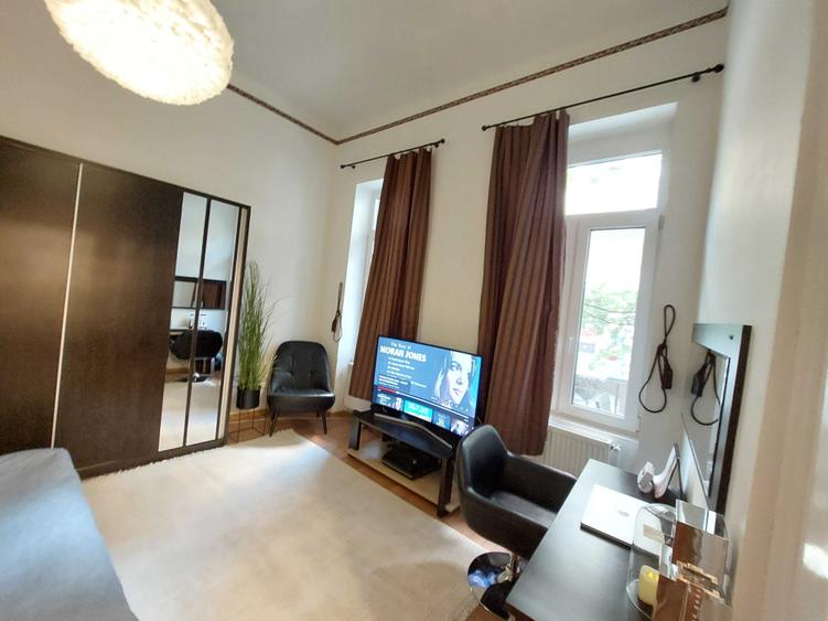 Apartament cu 2 camere nedecomandat în Central