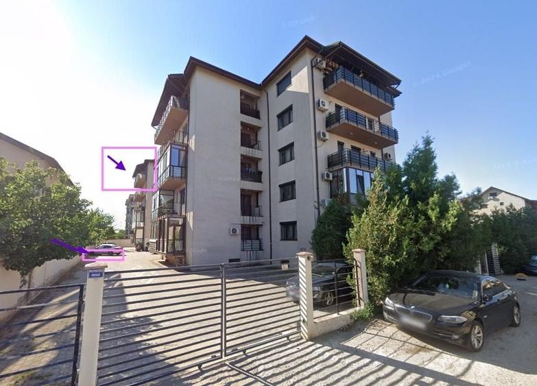 Apartament cu 3 camere semidecomandat în Fundeni