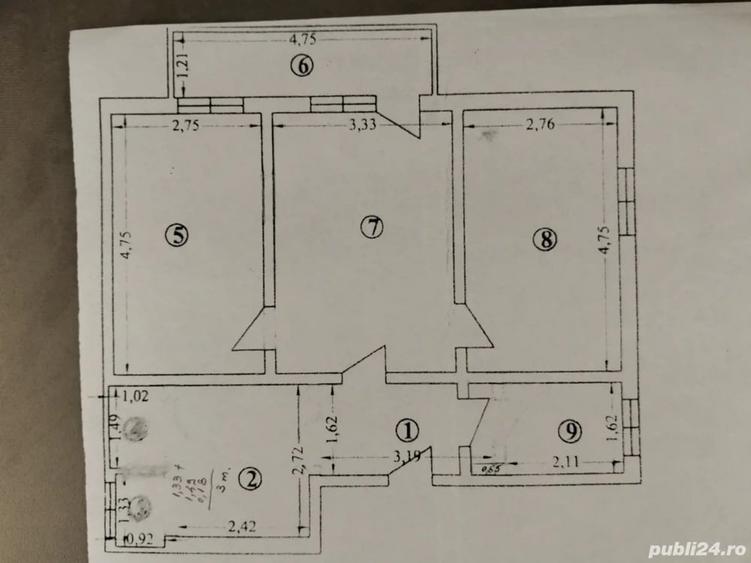 Apartament cu 3 camere semidecomandat în Nicolae Titulescu