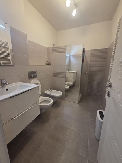Apartament cu 2 camere semidecomandat în Sopor