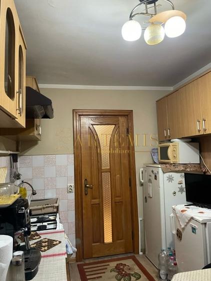 Apartament de 3 camere, decomandat, 67 mp., zona Stefan cel Mare. - 12