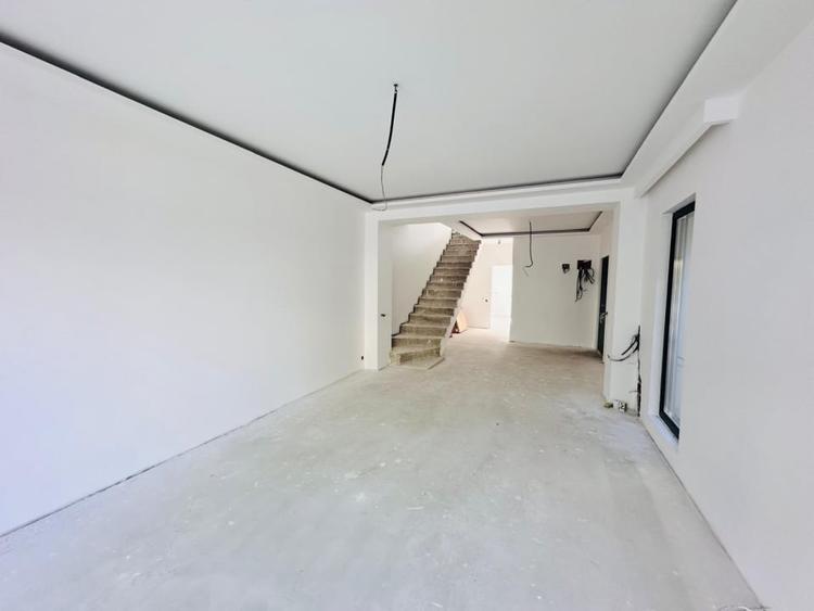 DUPLEX 4 CAMERE | CORBEANCA | OSTRATU | 250 MP TEREN | COMPLEX PRIVAT - 2