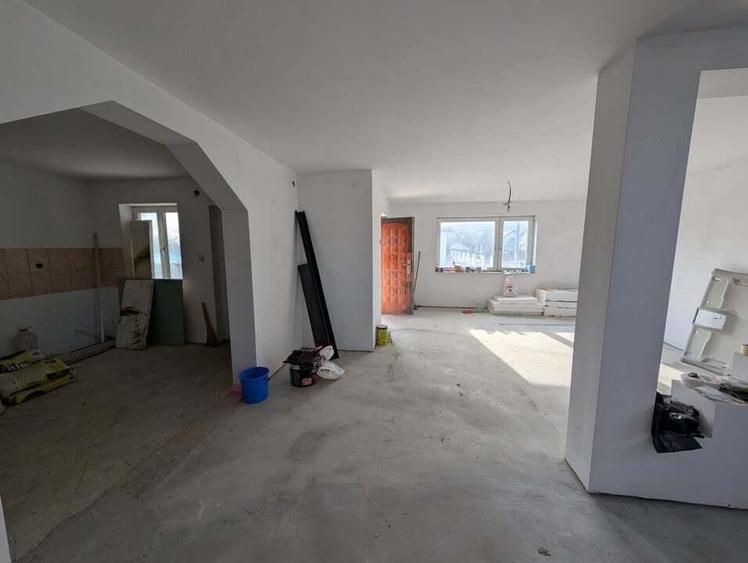 Casa deosebita Hemeius, cartier Privat - 9