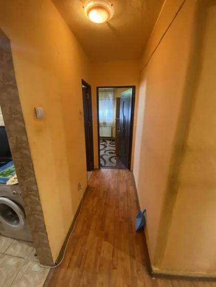 Apartament 3 camere decomandat,etaj 4/4 Bld. Racoteanu, 45 000, Filiasi. - 8