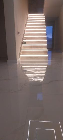 Casa premium cu suprafata mare de 290mp si curte spatioasa - 3