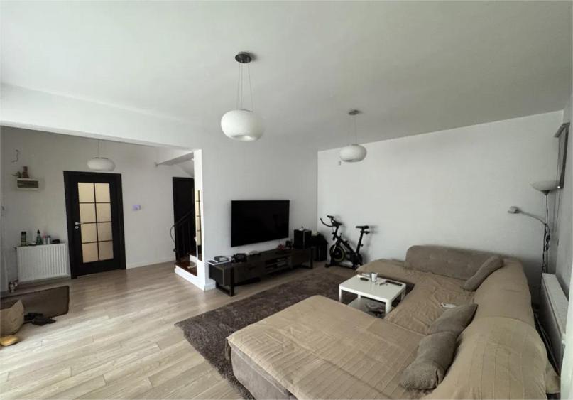 Comision 0% | Vila la cheie| Intrare Chiajna - Rosu - 2