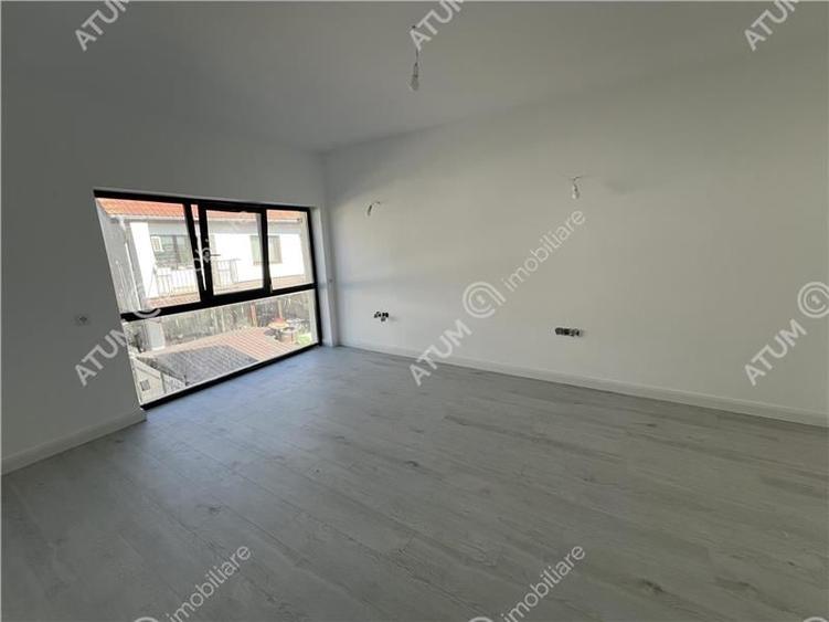 Casa la cheie cu 4 camere 3 bai si teren de 290 mp zona Brana Selimbar - 4