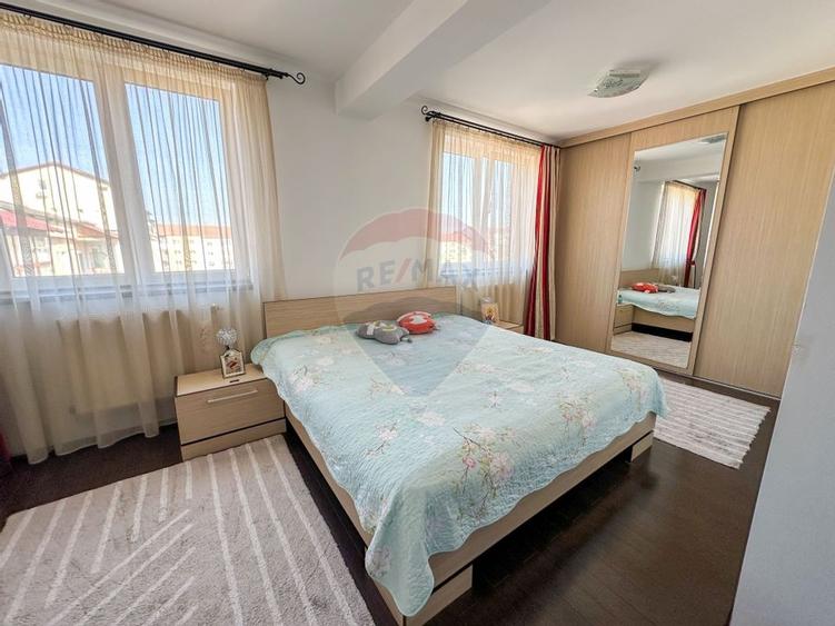 Apartament cu 3 camere Vasile Aaron - 4