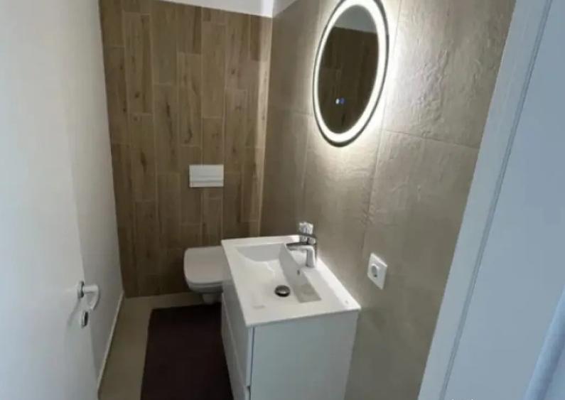 Apartament 3 camere, decomandat - zona Tractorul - 8