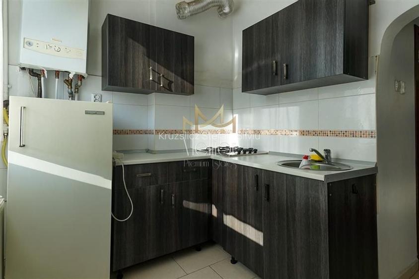 Apartament cu 1 camera 32 mp semicentral zona FSPAC!