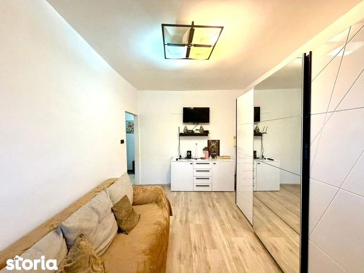 Garsoniera finisata , mobilata , utilata- zona Unitatea Militara - 1