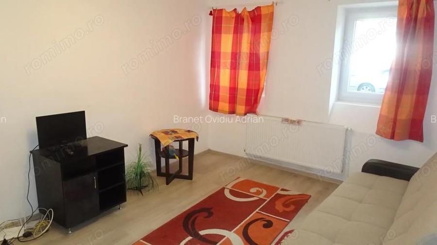 Inchiriez apartament cu o camera in Deva, zona A. Iancu (langa Tribunal), parter,