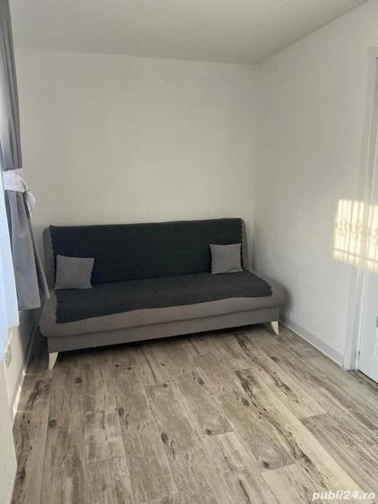 ?agului-Turist - Shopping City-LUX-la PRIMA inchiriere,350 E - 3