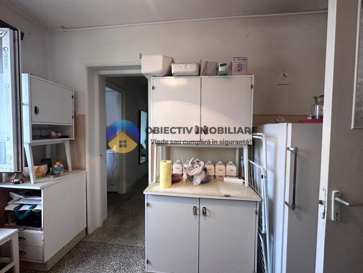 Apartament  2 camere ETAJ 2- zona Maratei - 12