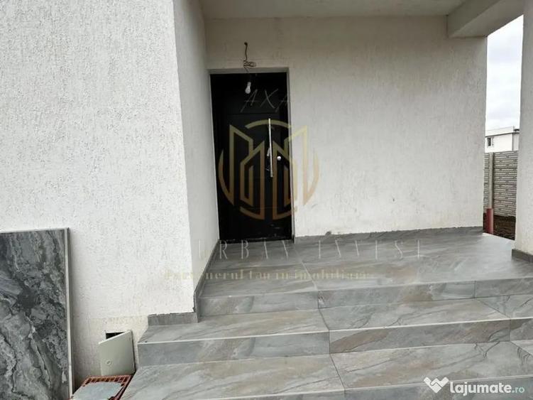 Casă cu 5 camere cu Teren 280 Mp în Central