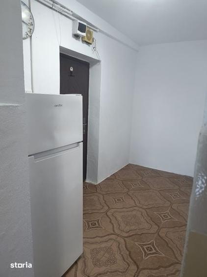 Vand apartament cu 2 camere/Scornicesti/str.Pompierilor - 1
