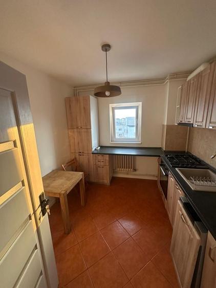 Apartament cu 2 camere semidecomandat în Dacia