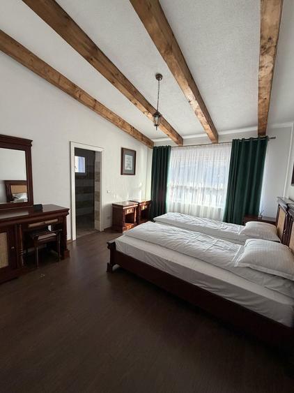 Inchiriere Cabana Piatra Buru - 15 dormitoare | pana la 29 persoane - 8