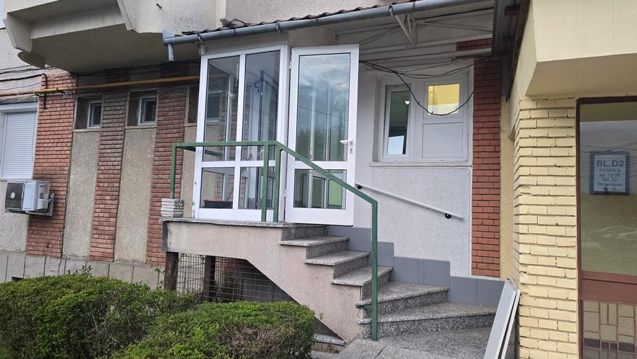 Inchiriez spatiu in Deva, zona Spitalul Judetean, suprafata utila  20 mp - 1