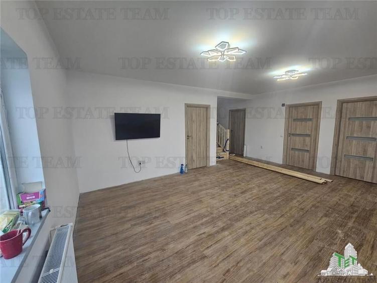 Vila 6 camere cu teren 500mp in Ciorogarla - 2