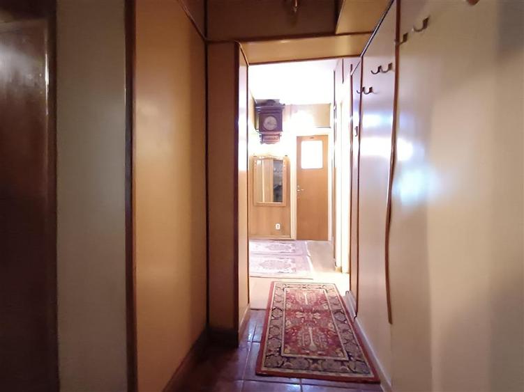 Apartament 3 Camere Decomandat - Blv Independenței- 550 euro - 10