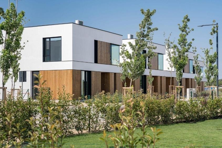 TEREN DE VANZARE  PROPIETAR  500mp.  750mp.  1000mp.    1500mp.  1900 MP.  D.28 - 1