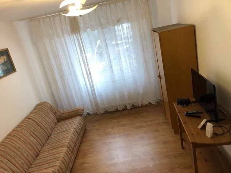 Apartament cu 3 camere la etaj intermediar, finisat mobilat si utilat - 3