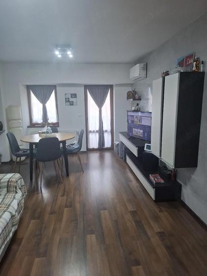 Apartament de vanzare - 3
