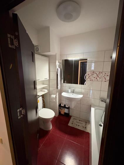 Apartament 3 camere – complet mobilat și utilat – Str. Tineretului 37 - 17