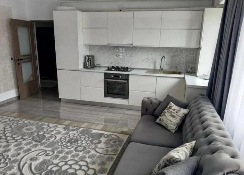 Apartament 3 camere, decomandat - zona Tractorul - 9