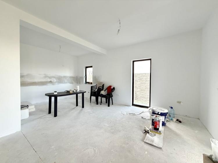 Duplex spatios, 5 camere, 111 mp, teren 330 mp - Dumbravita - 2